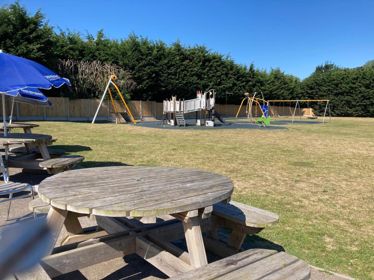Birchington Vale Caravan Holiday Park Exterior photo