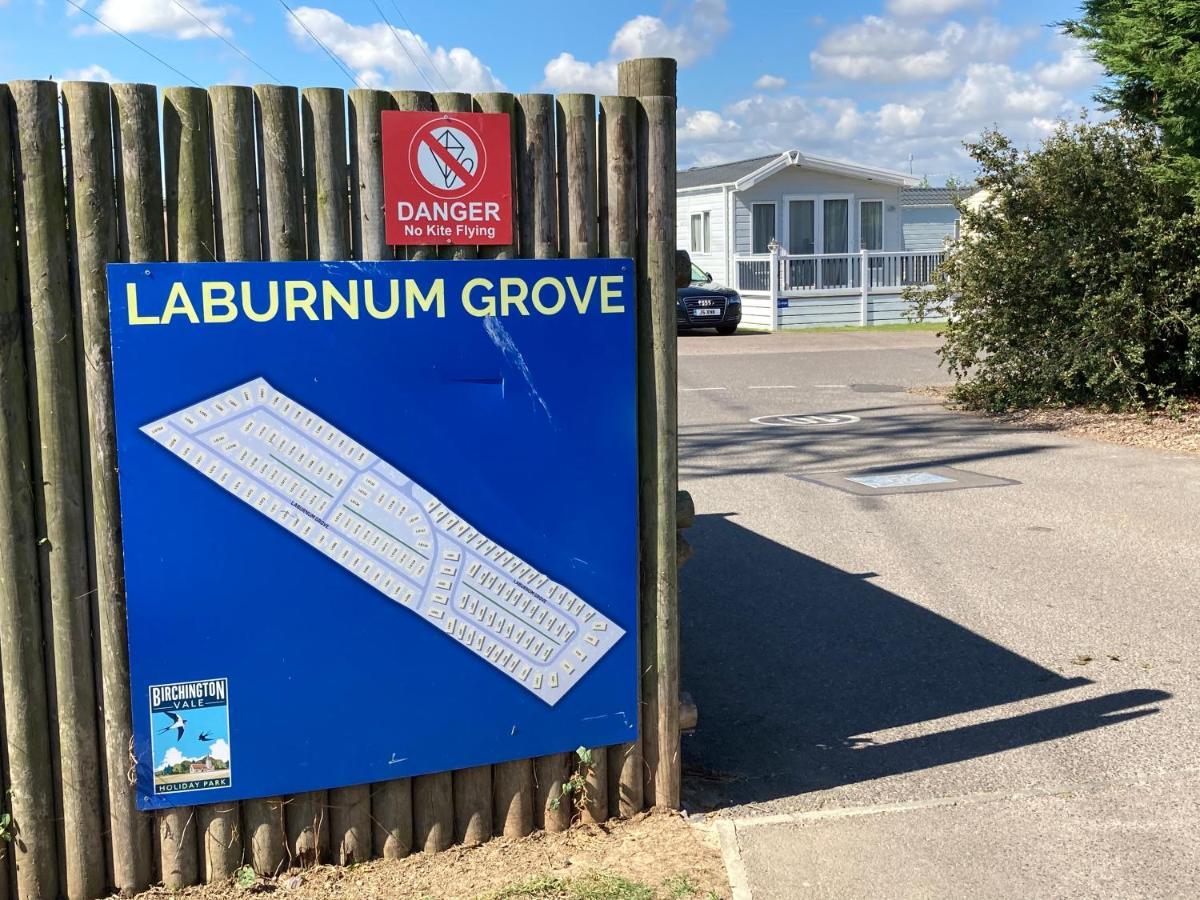 Birchington Vale Caravan Holiday Park Exterior photo