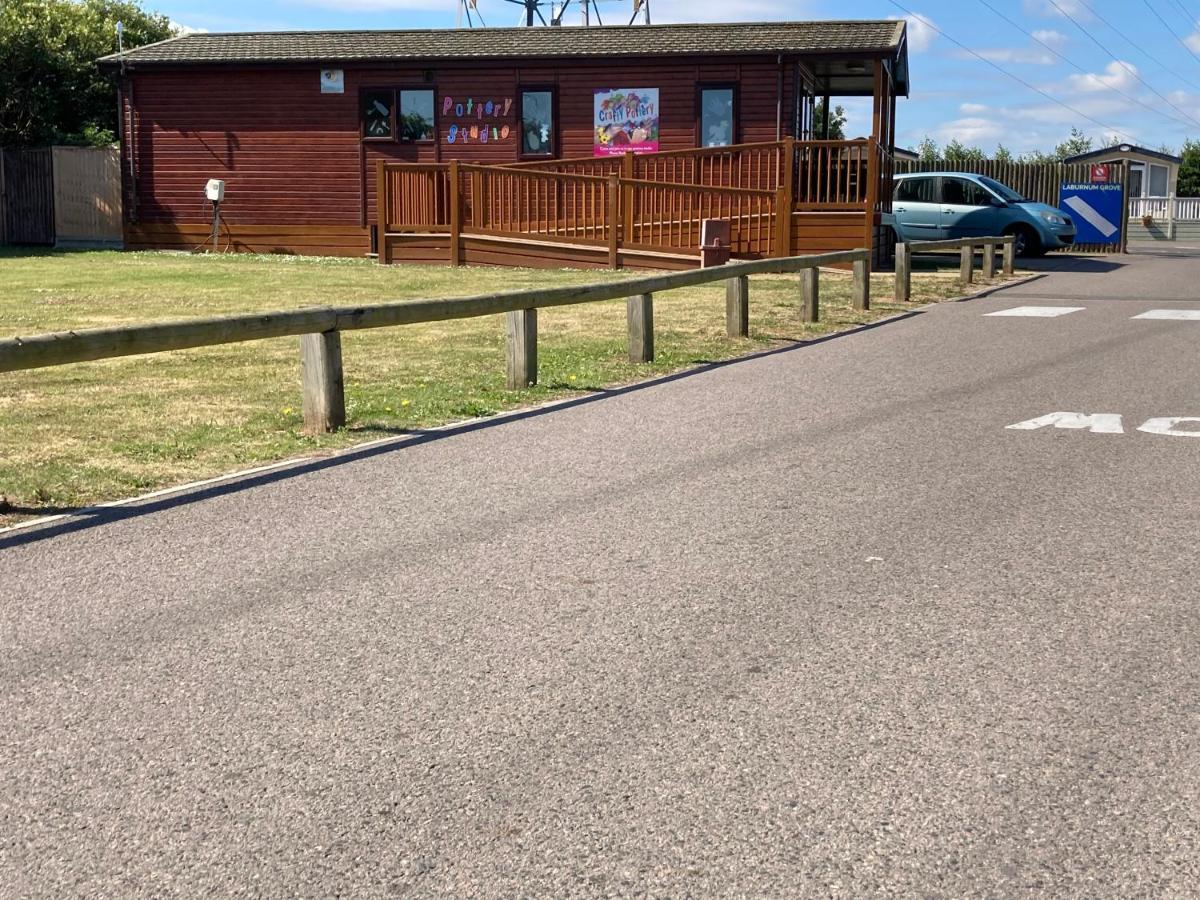 Birchington Vale Caravan Holiday Park Exterior photo